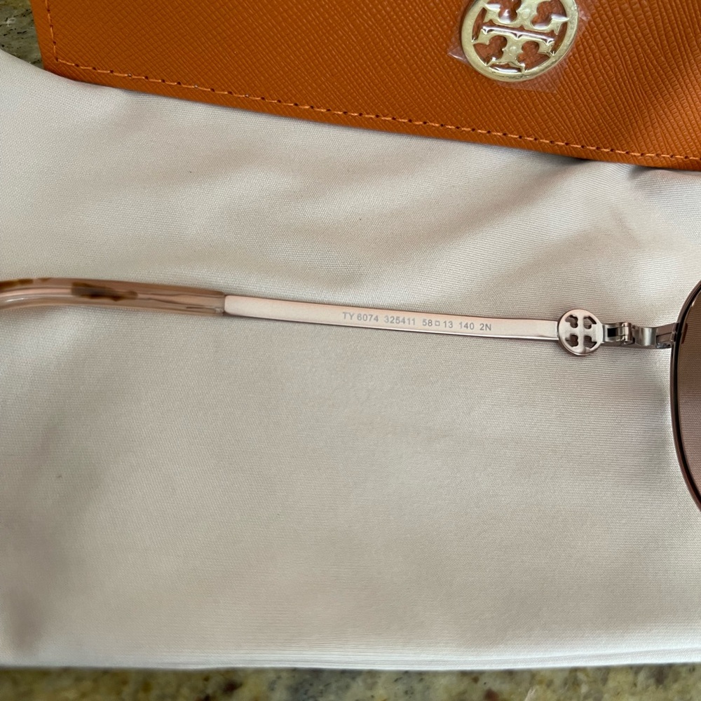 HP New Tory Burch sunglasses pilote 💗 58 mm - Picture 5 of 6